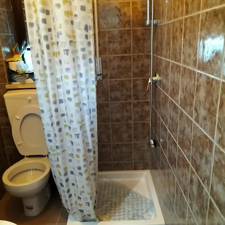 The Swallows' Nest - Il Nido Delle Rondini