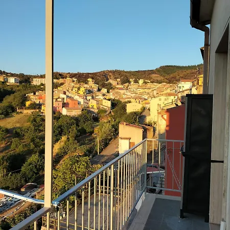 The Swallows' Nest - Il Nido Delle Rondini Nyaraló *